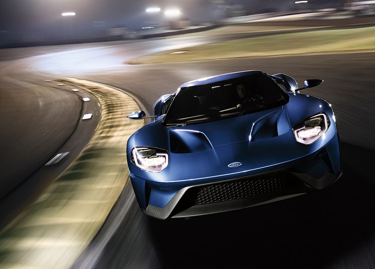 Den nye Ford GT på banen