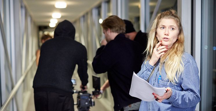 Katarina Sundman på filminspelning