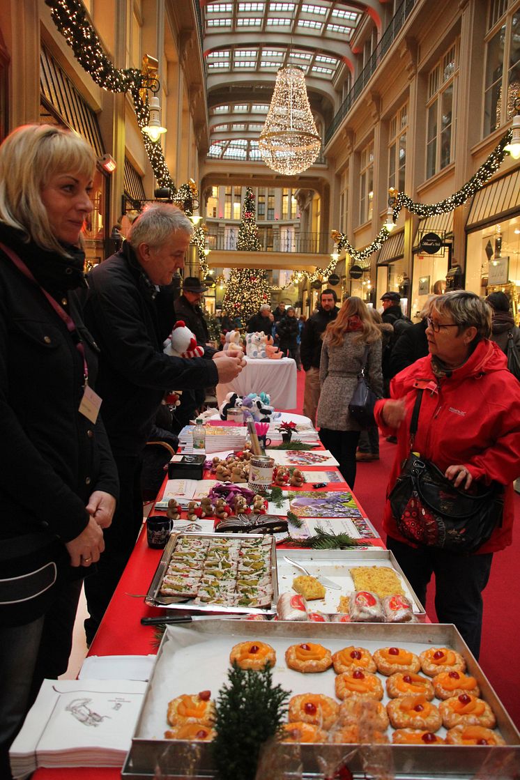 Großer Erfolg: Bärenherz-Weihnachtsbasar 2015