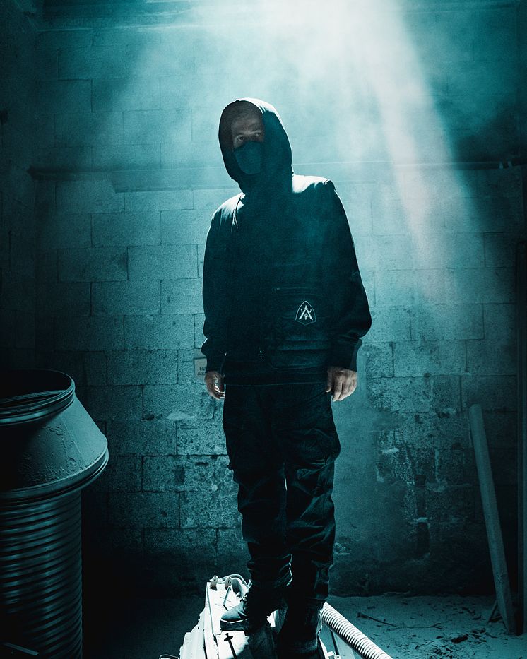 Alan Walker press photo_paradise.jpg