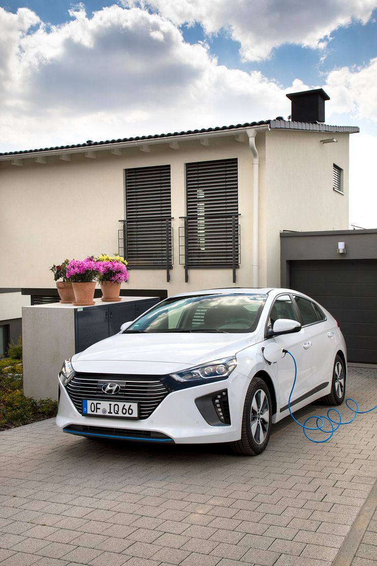 Hyundai IONIQ plug-in