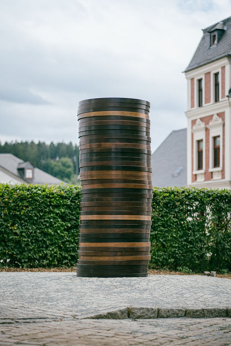 PurplePath_ Coin Stack 2_Sean Scully in Schneeberg_Kunstwerk 1_Foto_ Johannes Richter.jpg