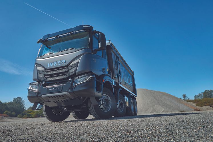 IVECO T-WAY_ (1).jpg