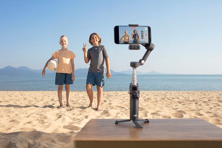 Osmo mobile 7P_Composition Gestures V.jpg
