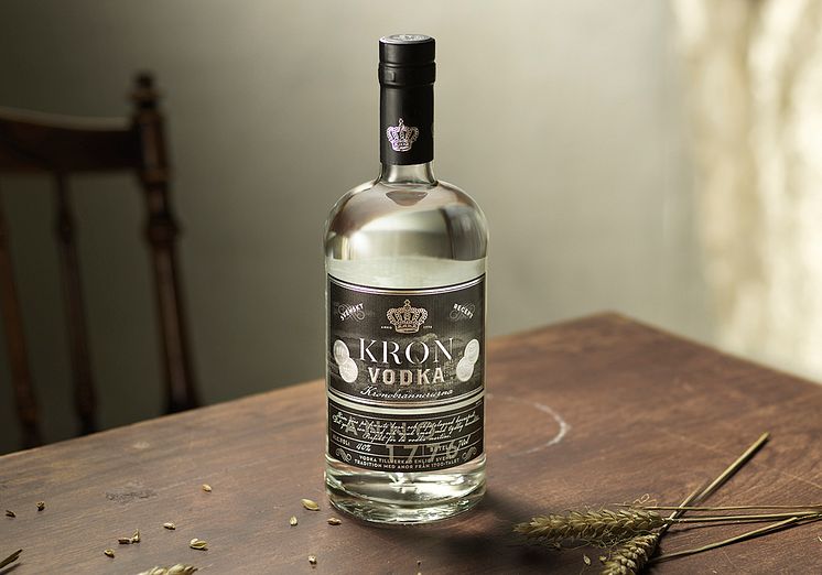 Kronvodka pa bord