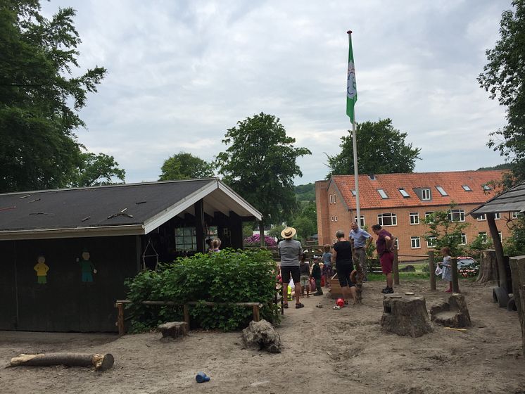 Det er tredje gang at Skovbørnehaven får det grønne flag. 