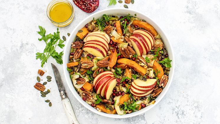 Roasted Butternut Squash  Salad -  Less Meat More Plants © Annabelle Randles