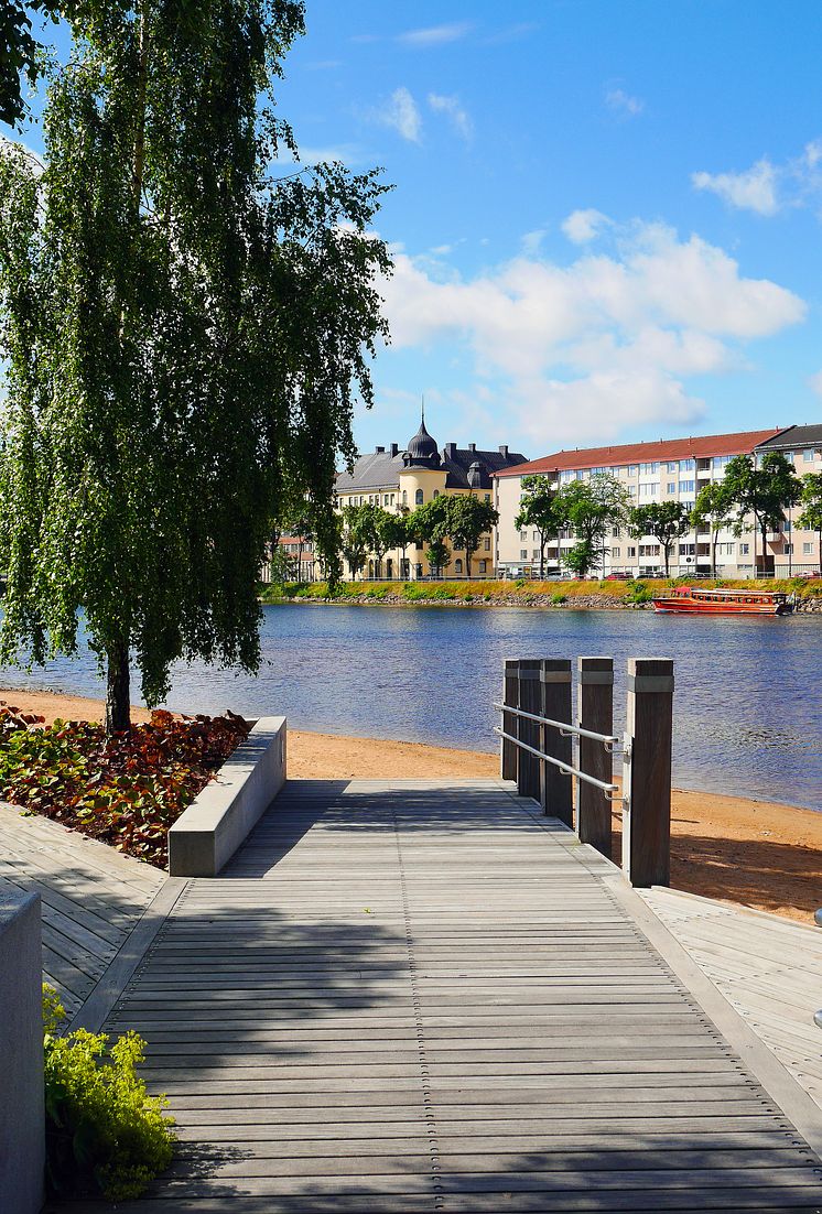 Stranden vid Sandgrundsparken