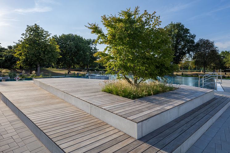 Schwimmen und Schwärmen im Badepark Berenbostel