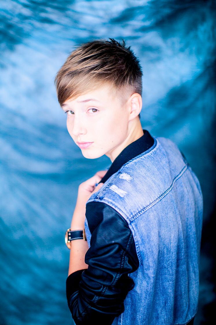 Isac Elliot 2