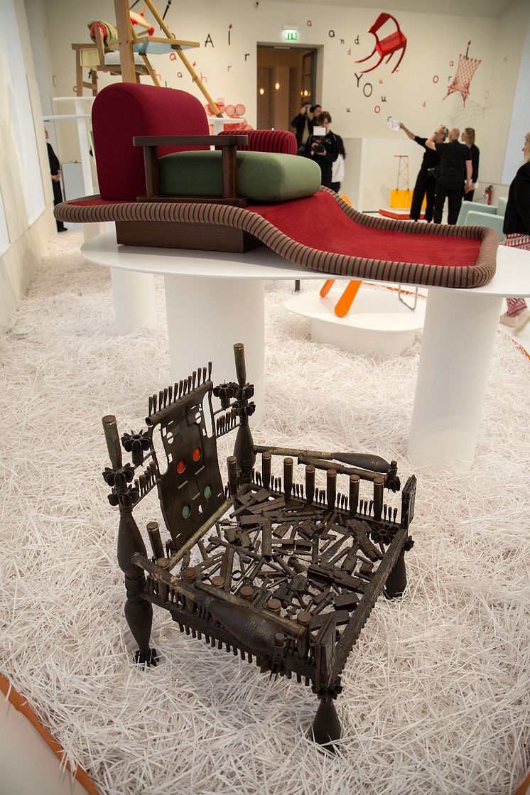 GRASSI Leipzig - Ausstellung A CHAIR AND YOU by Robert Wilson