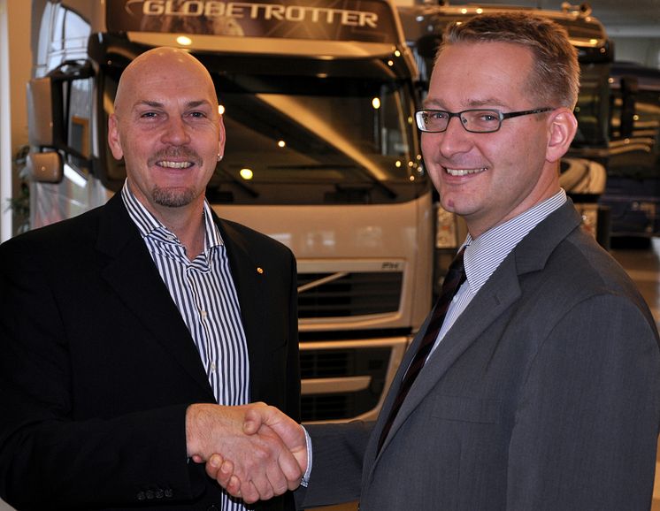Jan Nilsson, mässansvarig för Logistik & Transport på Svenska Mässan och Niklas Gustavsson, chef för Public Affairs på Volvo Group