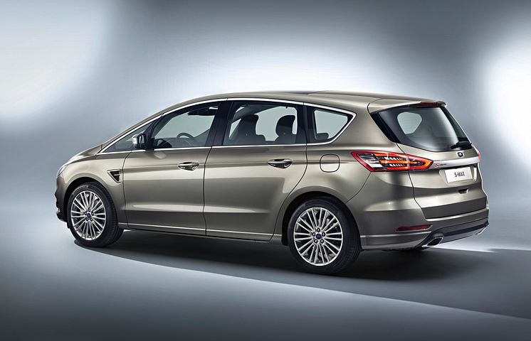 Uusi Ford S-MAX