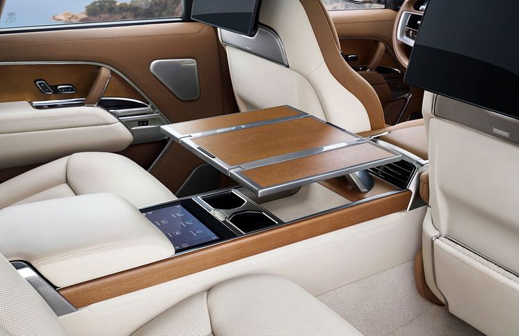 RR_23MY_21_LWB_SV_Serenity_270122_022lr.jpg