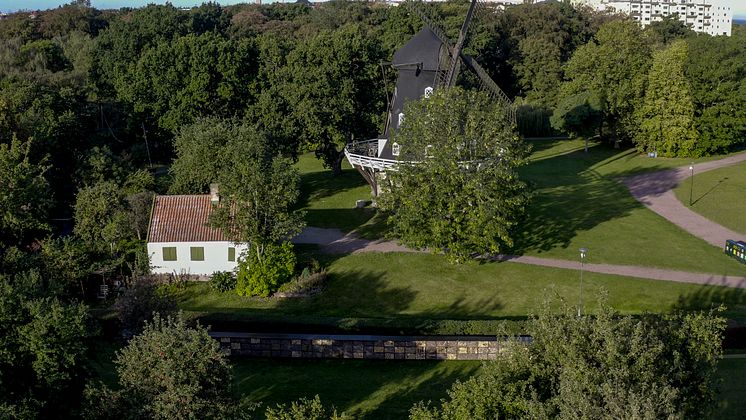 Insektshotellet i Slottsträdgården 2