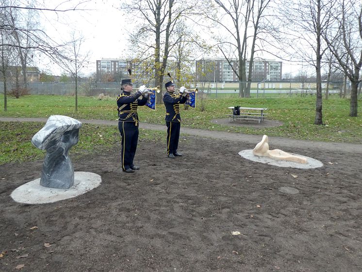 Fanfar vid invigningen av Barnens Skulpturpark den 12 dec. 2020.