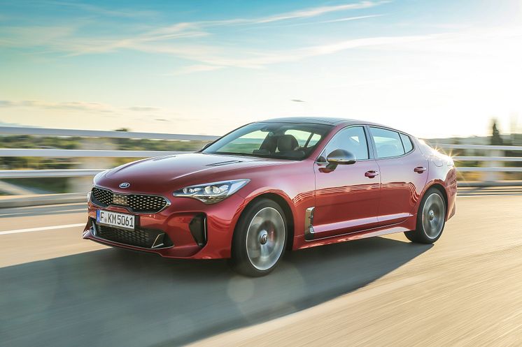 Kia Stinger_105