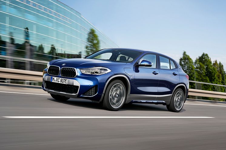 BMW X2 xDrive25e