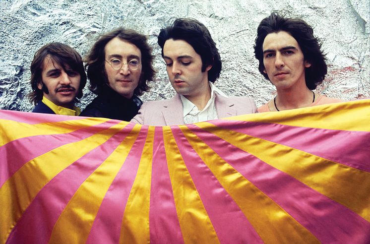 THE BEATLES 1968-Credit-APPLE CORPS LTD