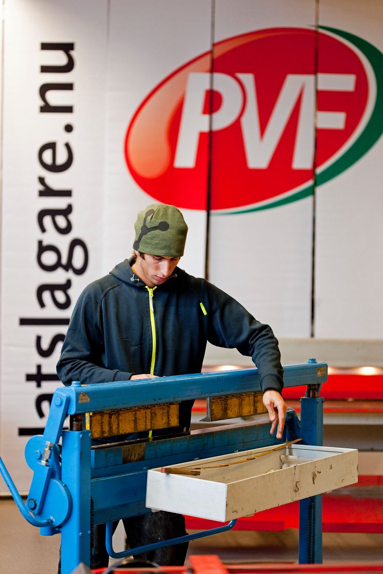 Plåtslagarelev, PVF Teknikcentrum i Katrineholm
