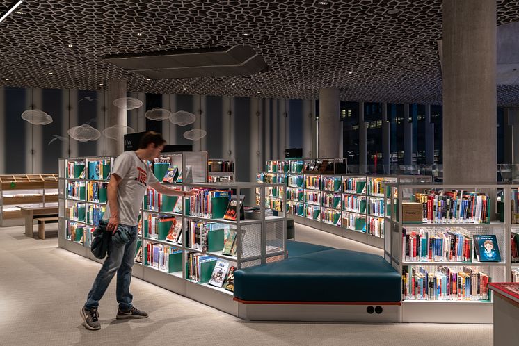 Nye Deichmanske hovedbibliotek-reolbelysning
