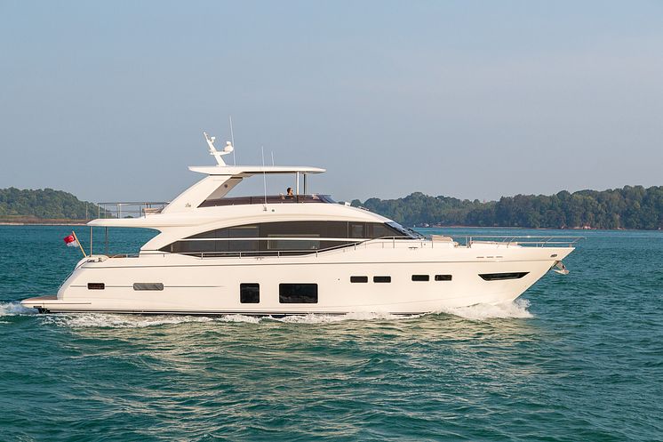 High res image - Princess Motor Yacht Sales - Princess 75 exterior