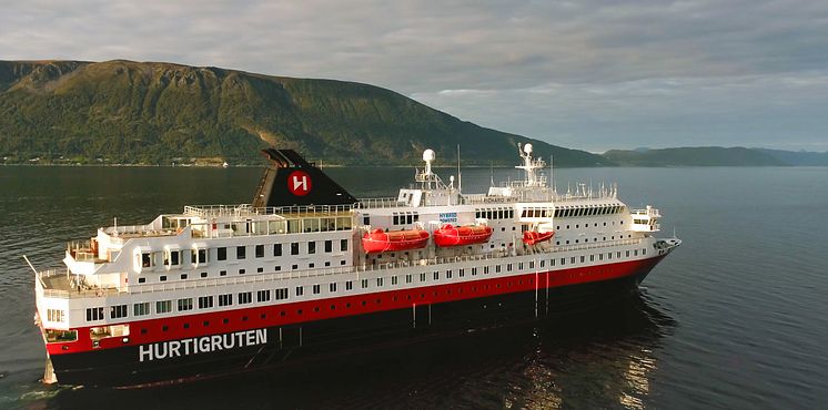 MS Richard With Hybrid Photo: Per Eide / Hurtigruten Norway