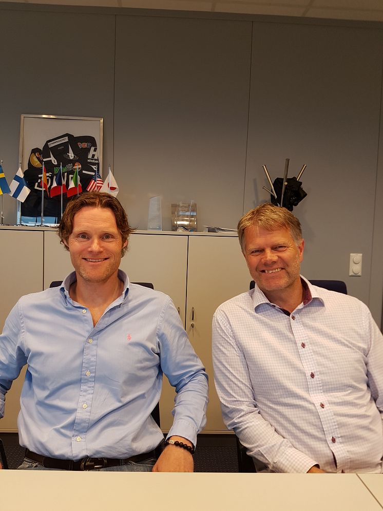 High res image - Cox Powertrain - From left: CEO Svein Helling with Sales Manager Stein Harald Joergensen