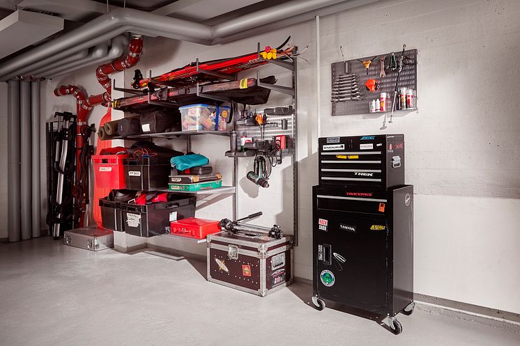 Elfa_Garage_Storage_Interior_Click-in_system_Classic_2021_12_4165