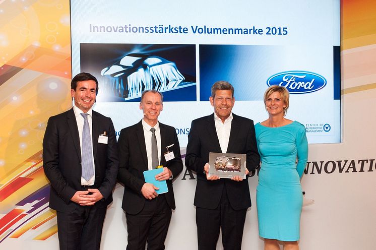 Ford kåret til "Mest innovative volummerke i 2015". Focus ble klassevinne