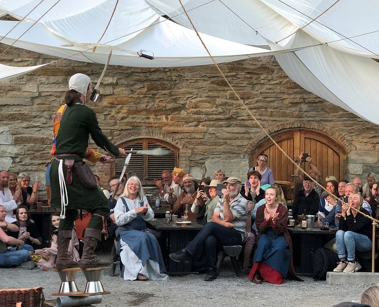 Sjonglør på Hamar middelalderfestival