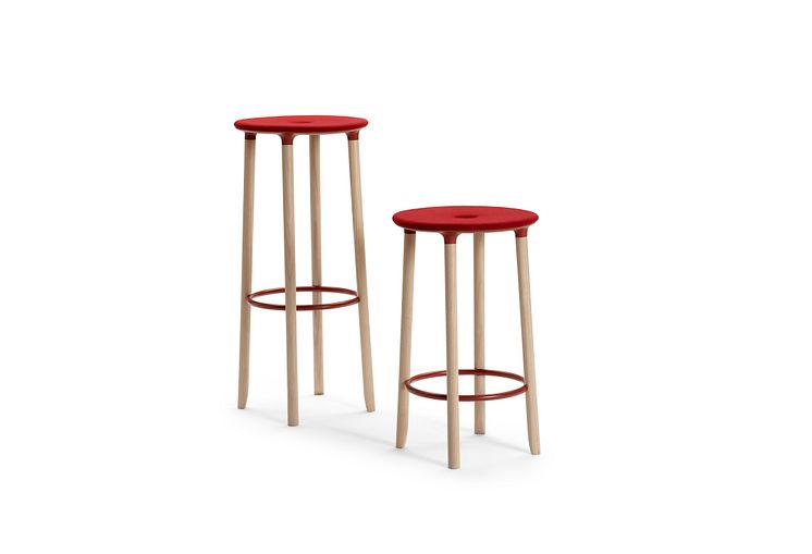 MOVE-ON-Bar-stools-Mattias-Stenberg-offecct-2