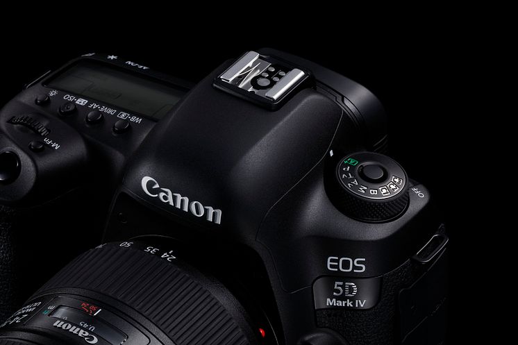 Canon EOS 5D Mark IV  Beauty 04