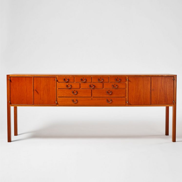 Sideboard av Josef Frank