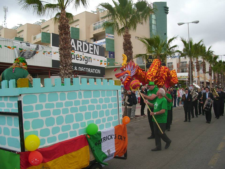 Spaniens största St Patricks Day i Cabo Roig. 