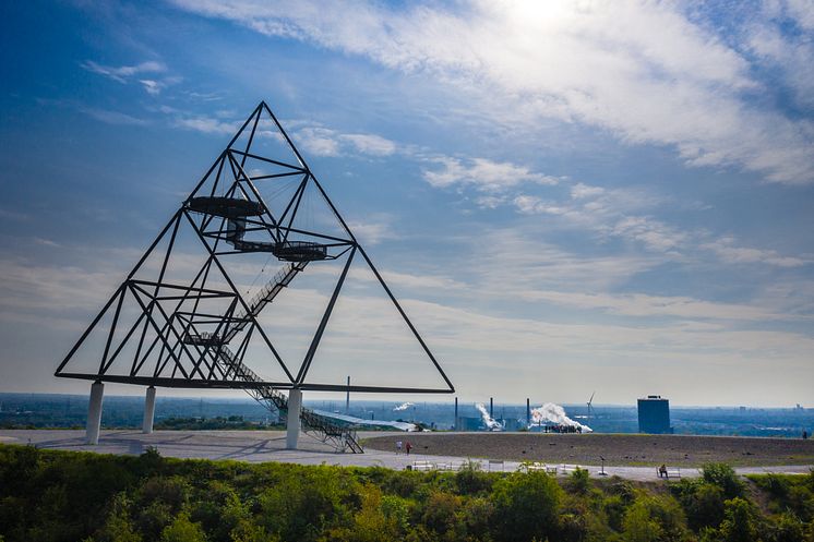 Halde Beckstraße_Tetraeder_Bottrop_Dennis Stratmann