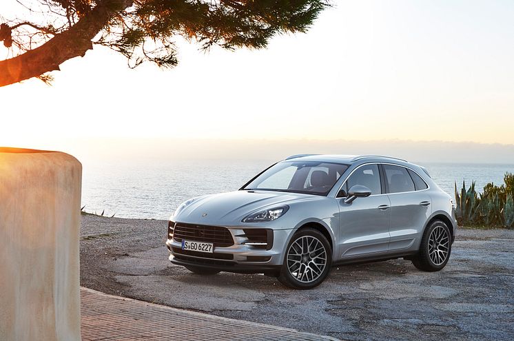 4_Porsche Macan S