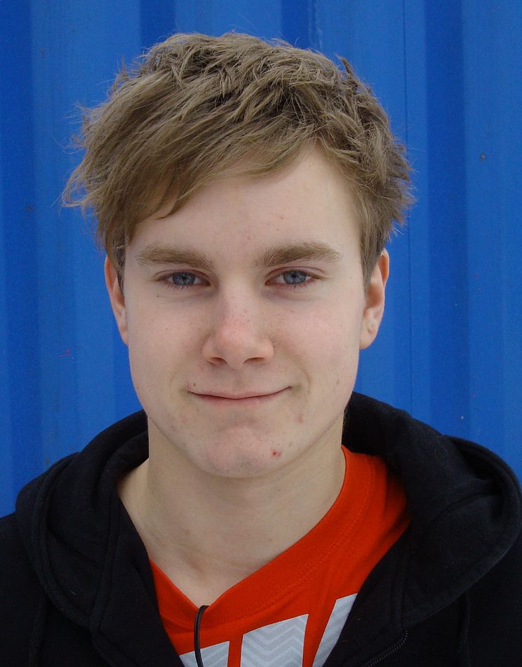 Simon Hultman, Uppsala, en av finalisterna i "SM för unga plåtslagare 2011"