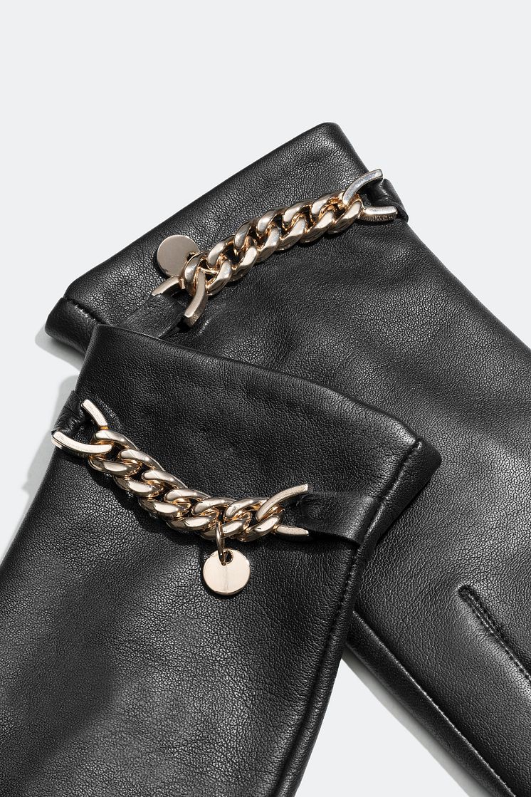 Leather Gloves with Gold Chain