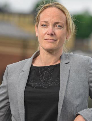 Mari Holmberg KC