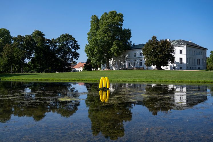 FAMED_The Fountain, 2021_Foto_Sebastian Bolesch-6325.jpg