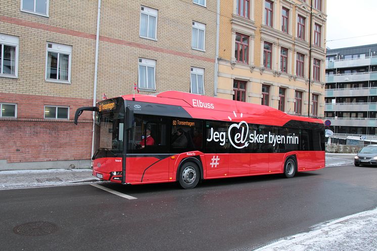 Elbuss på linje 60