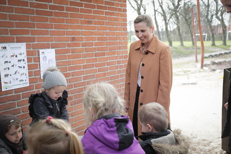 Mette Frederiksen besøger Aavangen i Terndrup 1