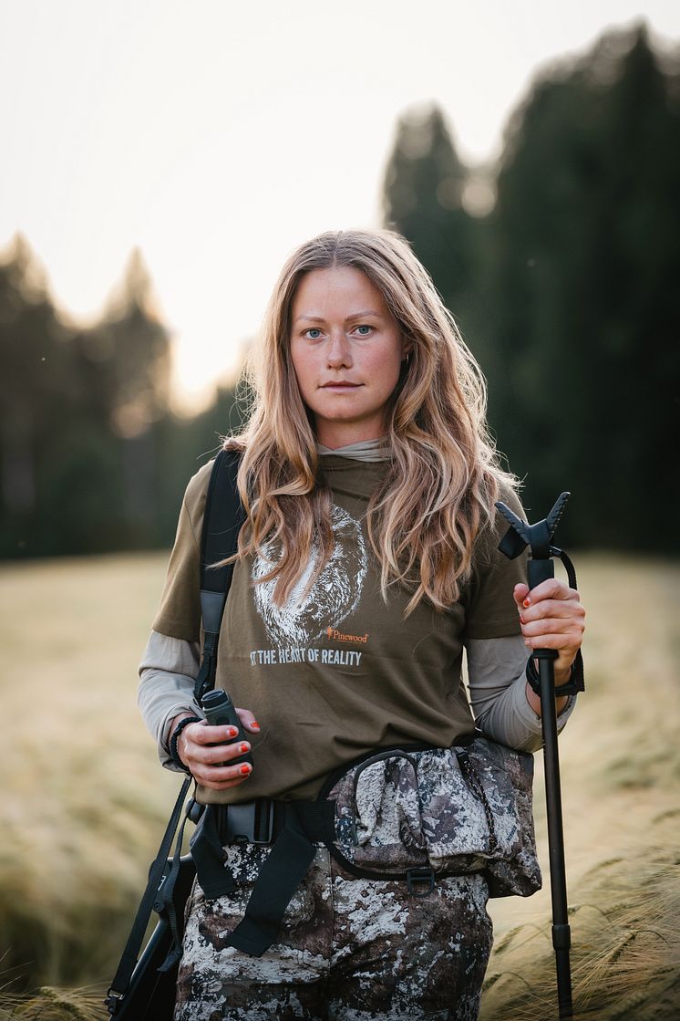 T-shirt med vildsvinsprint SS25