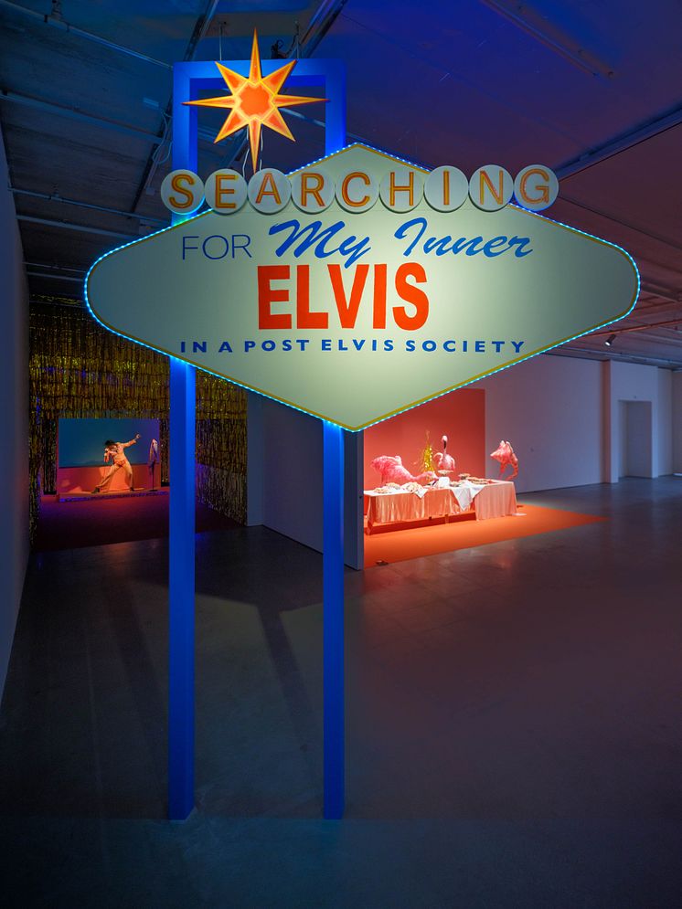 Maja Fredin, installationsvy Searching for my Inner Elvis in a Post Elvis Society, Bonniers Konsthall, 2023
