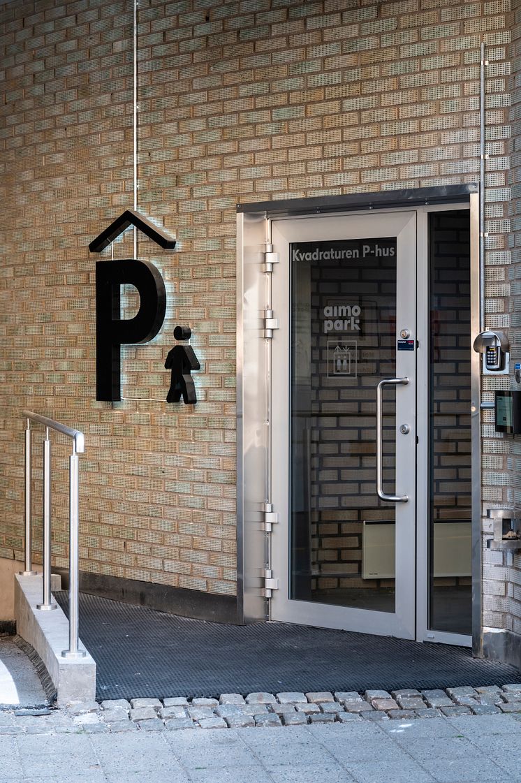 Aimo_Park_Kvadraturen_P-hus_inngang2.jpeg
