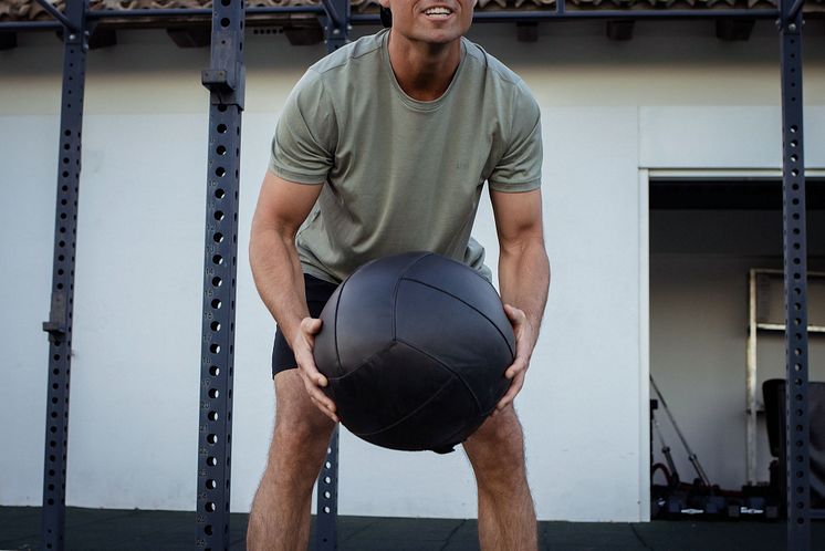 Apri-sportswear-Mens-T-shirt-workout-ocean-green-2.jpg