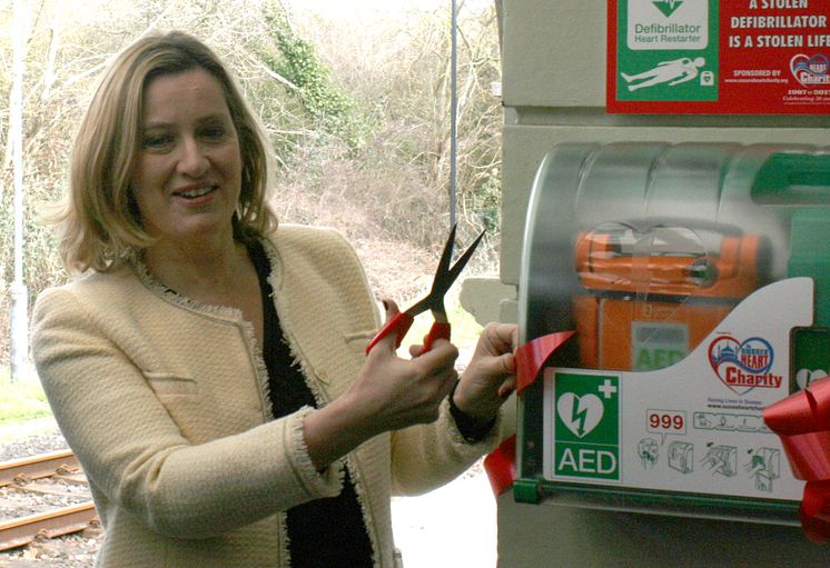 Amber Rudd MP opens Rye AED