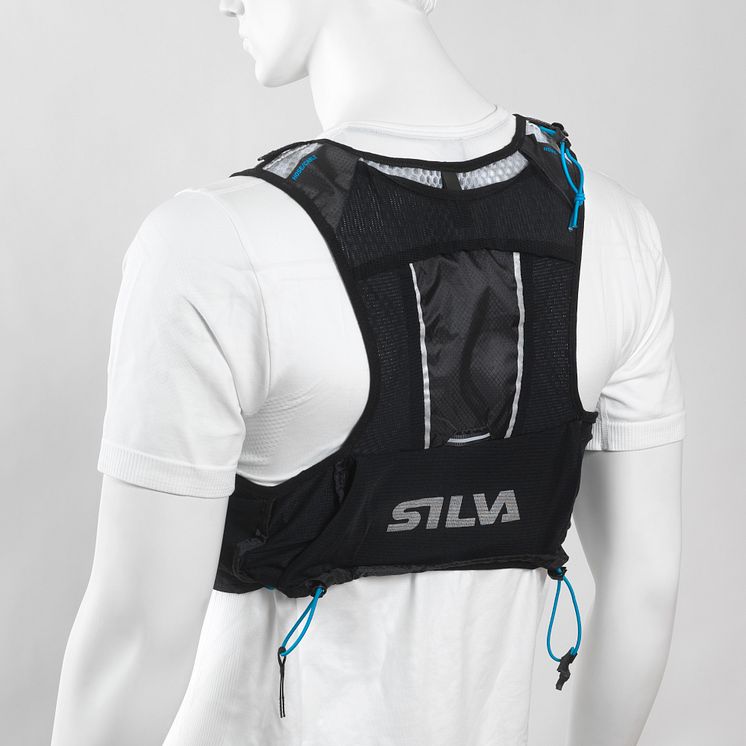 Strive Light 5 hydration pack - sizeref 2