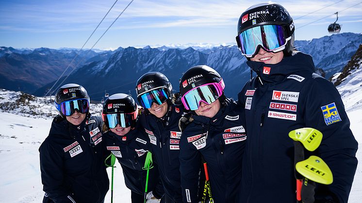 Estelle Alphand, Hilma Lövblom, Sara Hector, Lisa Nyberg and Hanna Aronsson Elfman Foto Joel Marklund Bildbyrån